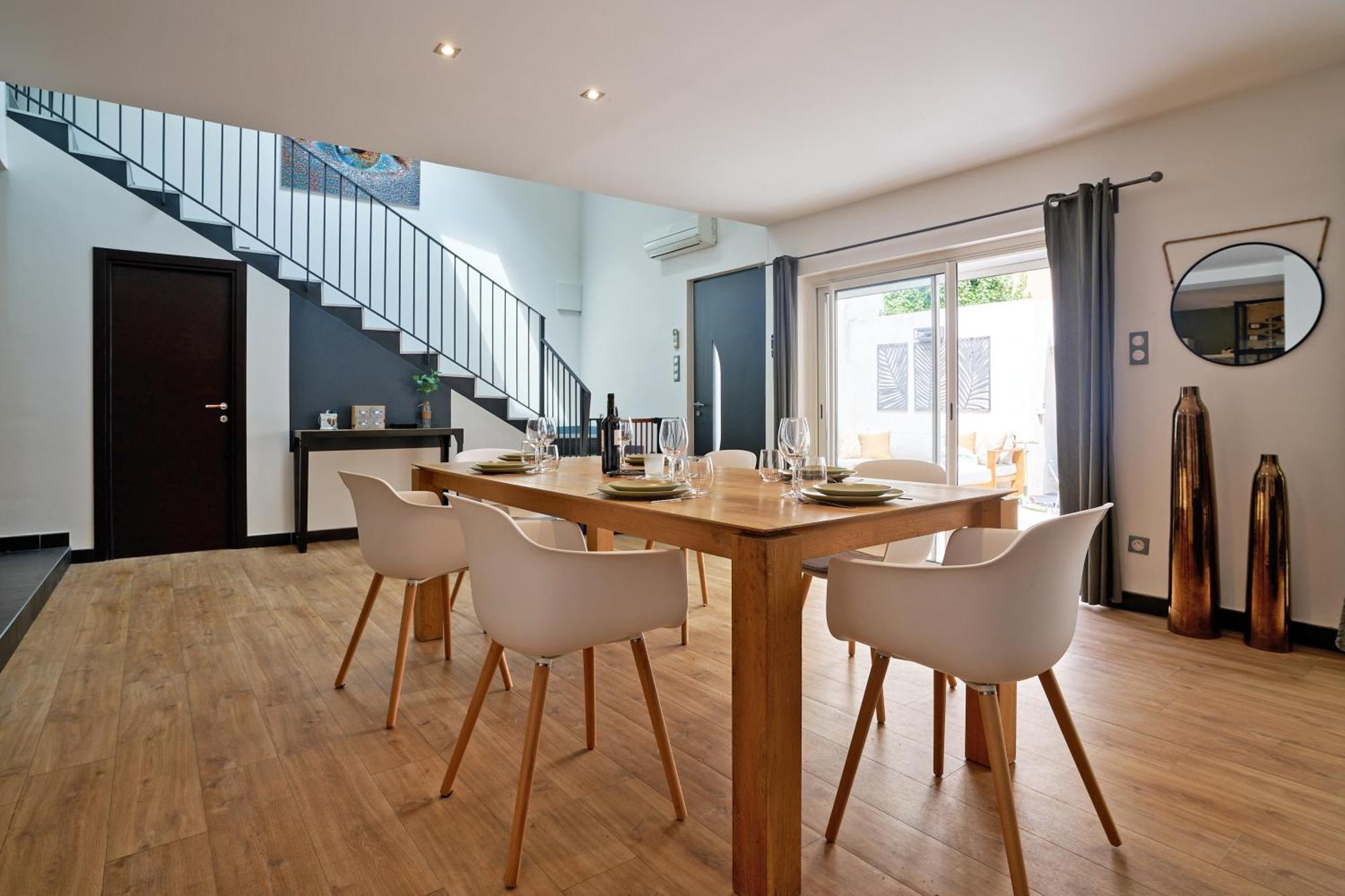 Maison De Ville Moderne Climatisee Avec Piscine Morieres-les-Avignon Kültér fotó